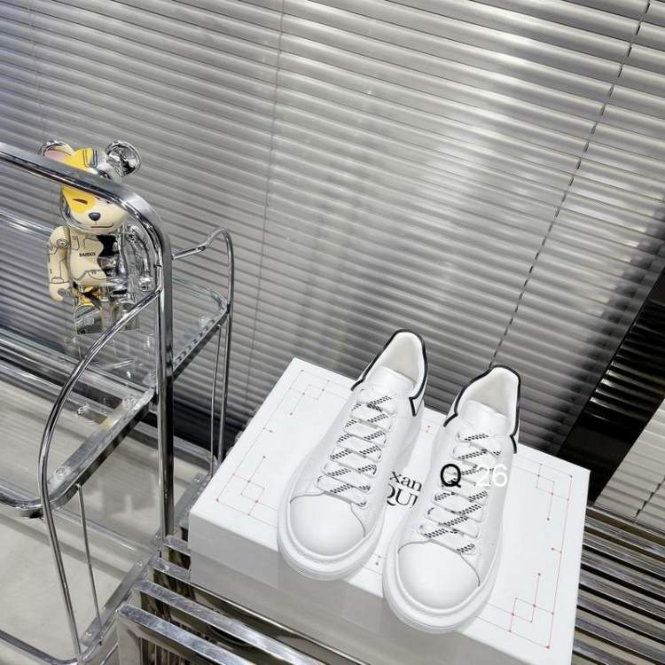 Picture of Alexander McQueen Shoes _SKUAlexanderMcqueensz35-45N0109440